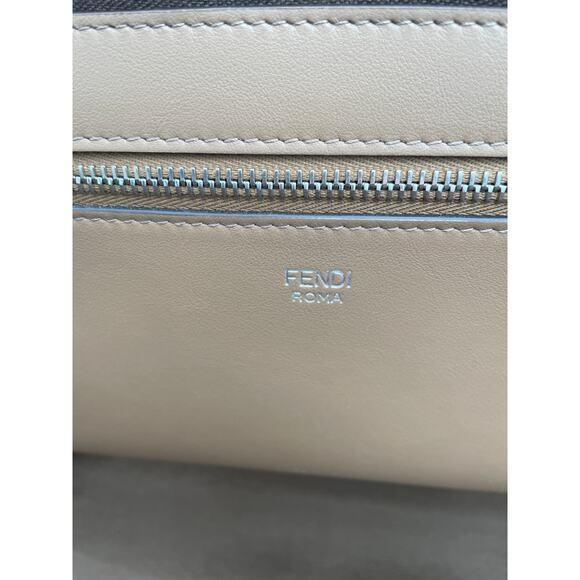 NEW FENDI ROLL LARGE LOGO FF CARRY ALL SHOPPER TOTE BAG NWT AUTHENTIC! - Picture 10 of 15